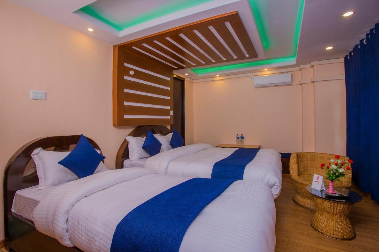 Oyo Hotel Antique Kutty Kathmandu Buitenkant foto